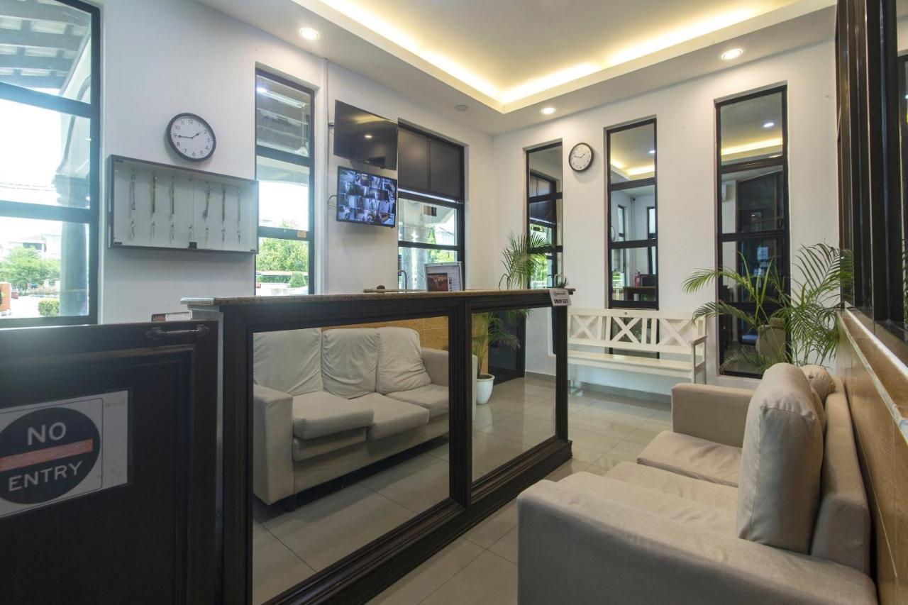 Capital O 90653 Maxwell Inn Boutique Hotel Taiping Dış mekan fotoğraf