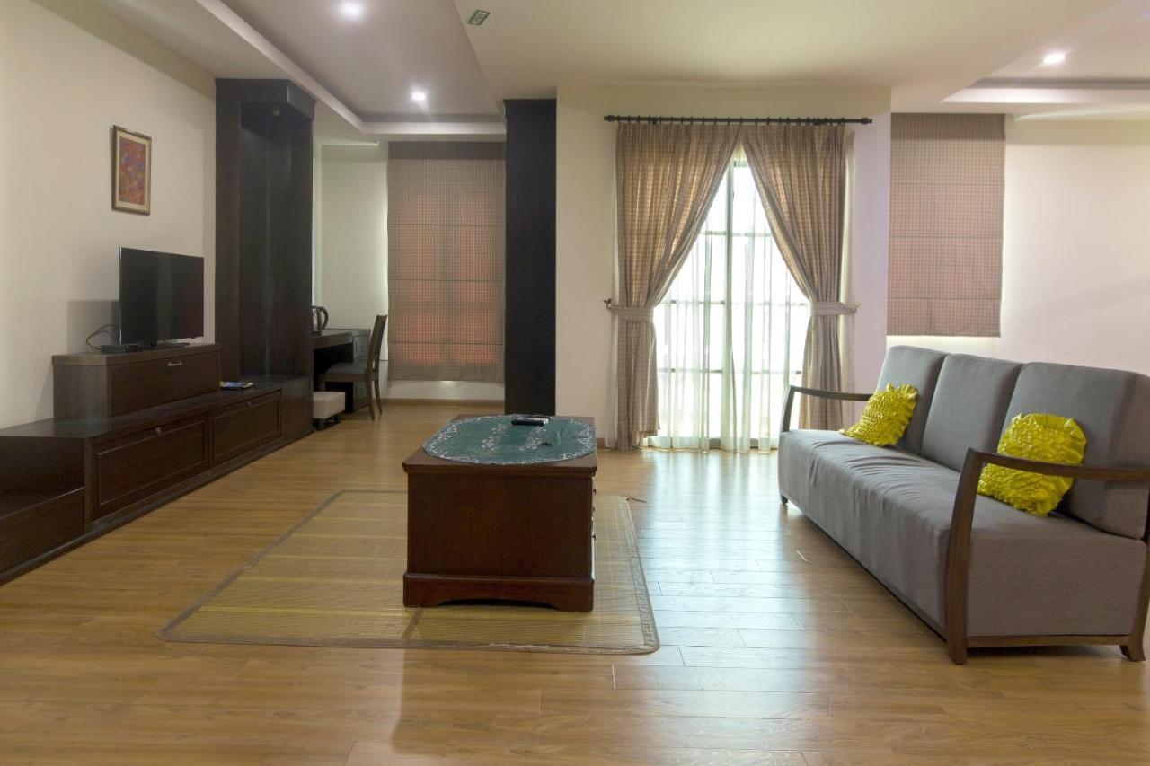 Capital O 90653 Maxwell Inn Boutique Hotel Taiping Dış mekan fotoğraf