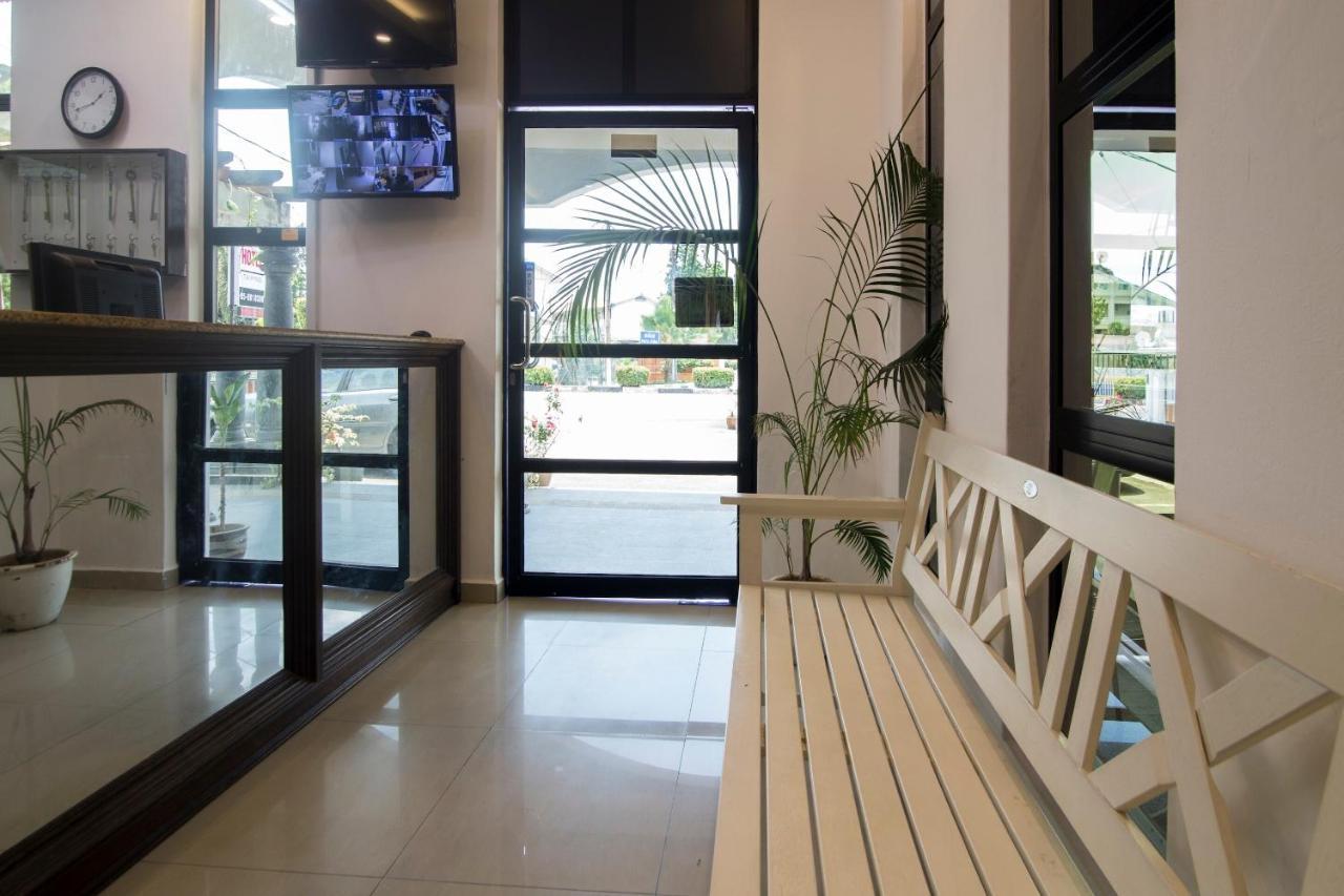 Capital O 90653 Maxwell Inn Boutique Hotel Taiping Dış mekan fotoğraf